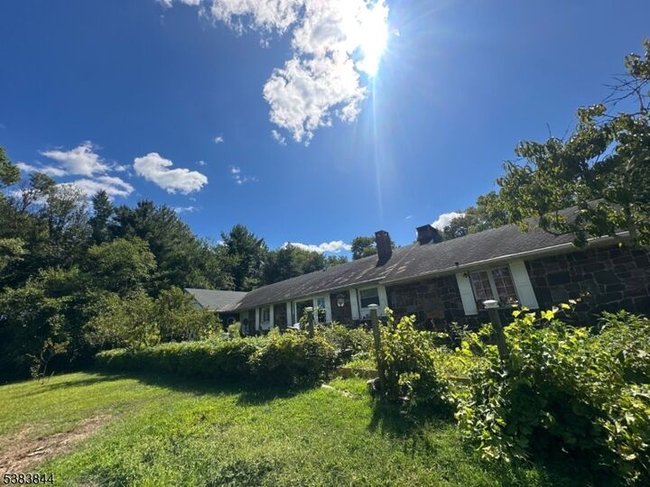 4079 County Rd 516  Matawan Boro NJ 07747 photo