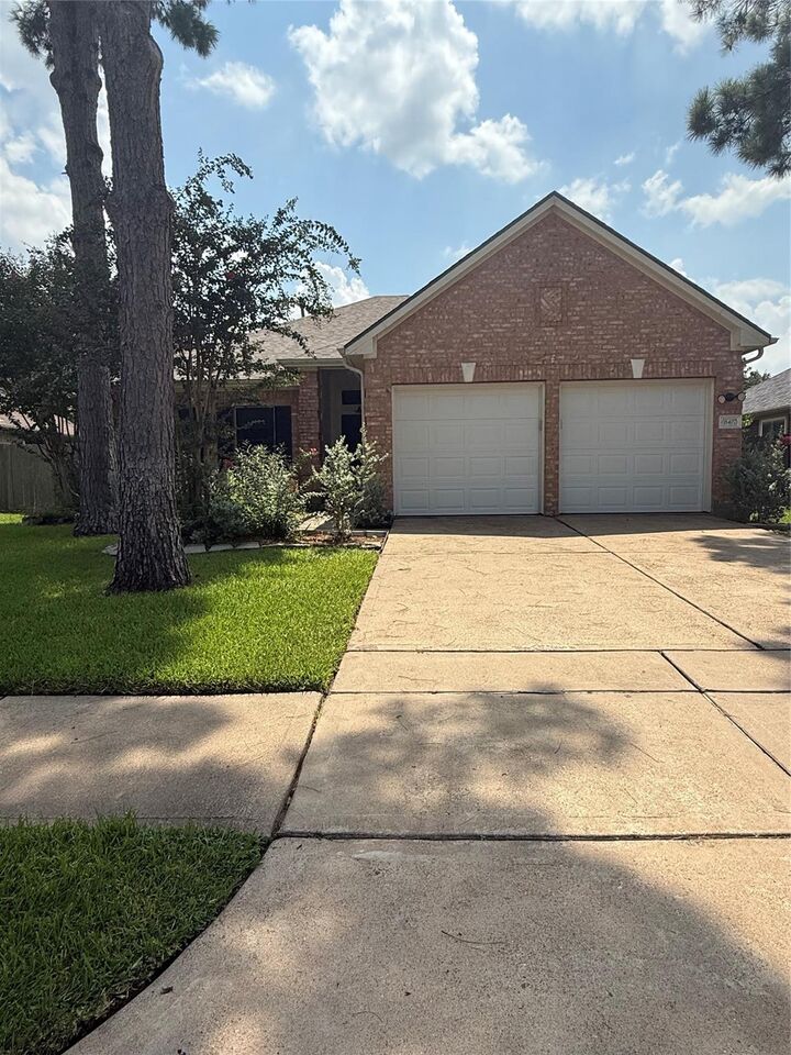 Property Photo:  18407 Maple Mill Drive  TX 77429 