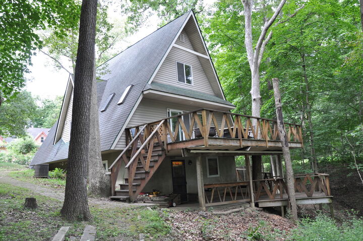Property Photo:  1693 Strawberry Drive  IL 61375 