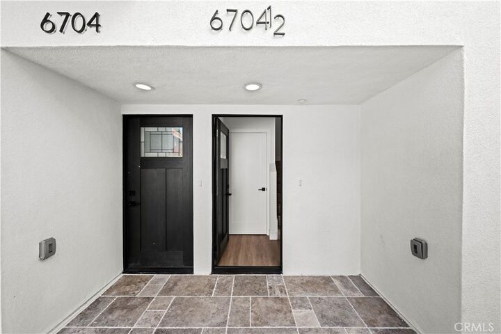 Property Photo: 6704 Kester Avenue CA 91405