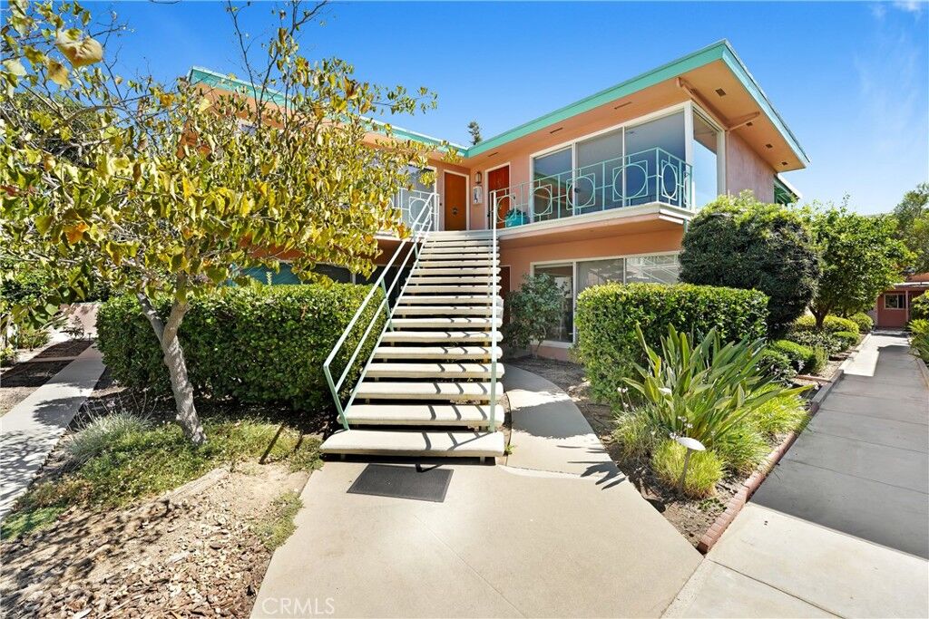 Property Photo:  1000 San Pasqual Street 21  CA 91106 