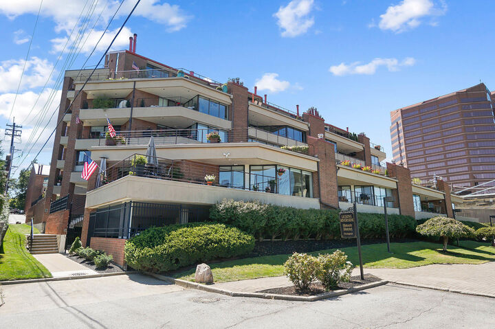 1 Riverside Place  Covington KY 41011 photo