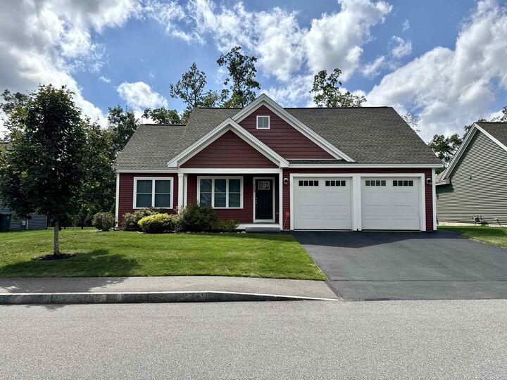 153 Shore Drive  Nashua NH 03062 photo