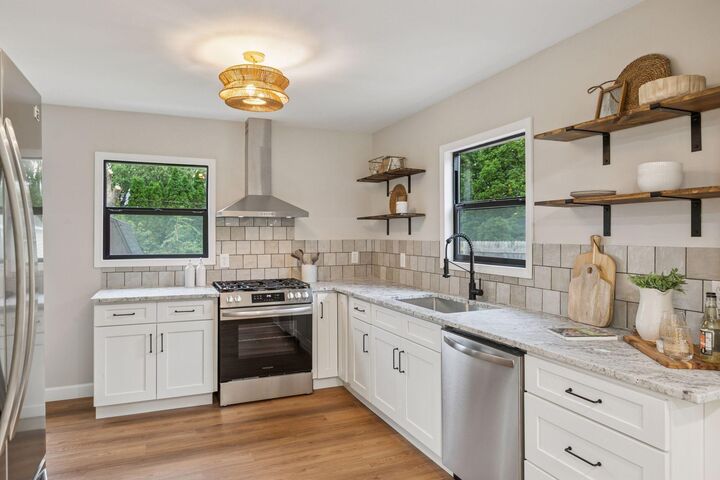 5848 Quebec Avenue N  Crystal MN 55428 photo