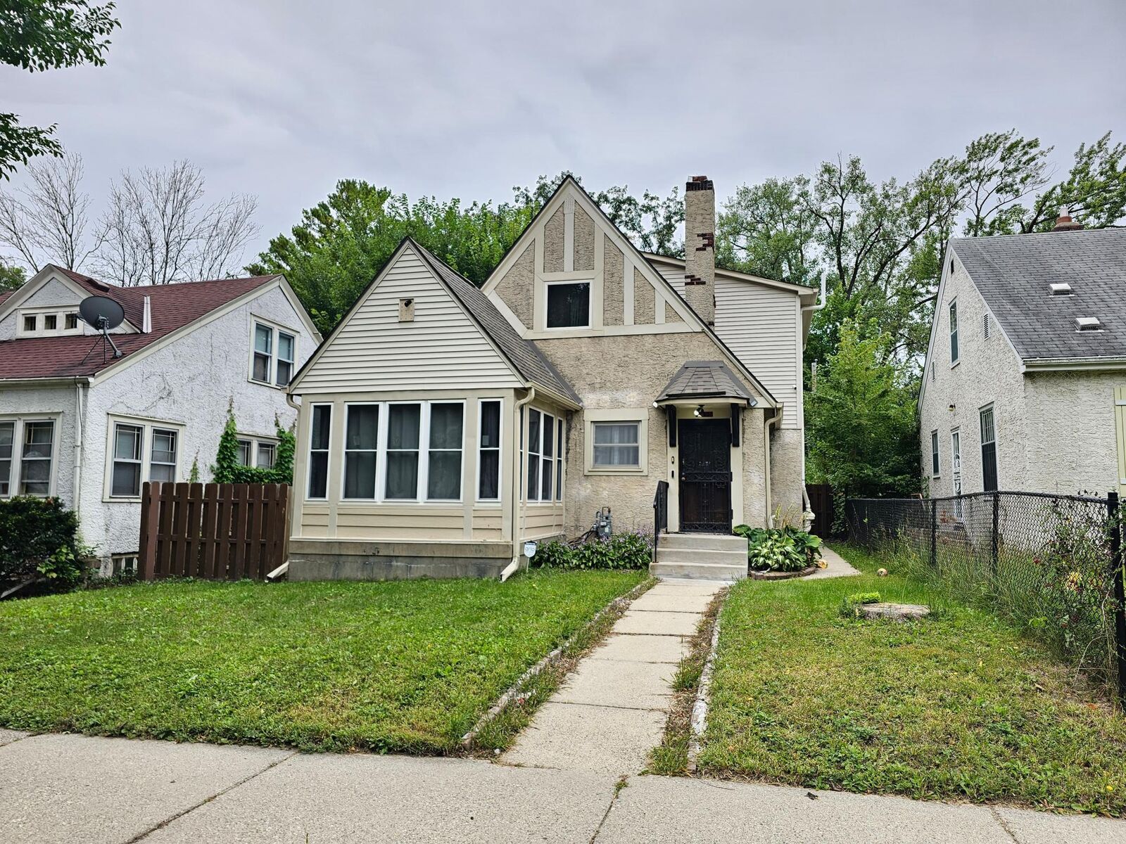 Property Photo: 3455 Morgan Avenue N MN 55412