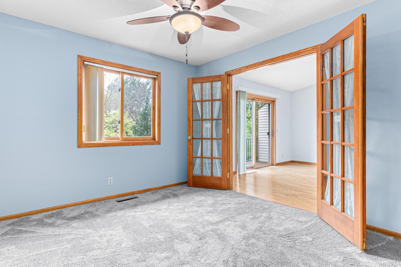 Property Photo:  3329 Greenbrier Street  MN 55127 