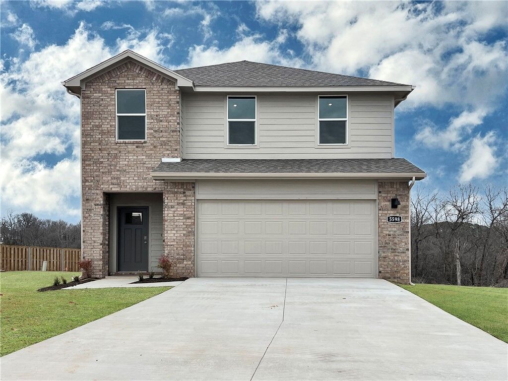 Property Photo:  139 S Maroon Avenue  AR 72704 