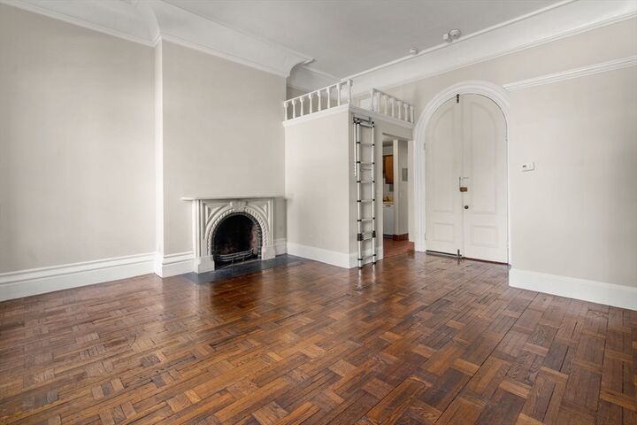 Property Photo:  103 Beacon Street 3  MA 02116 
