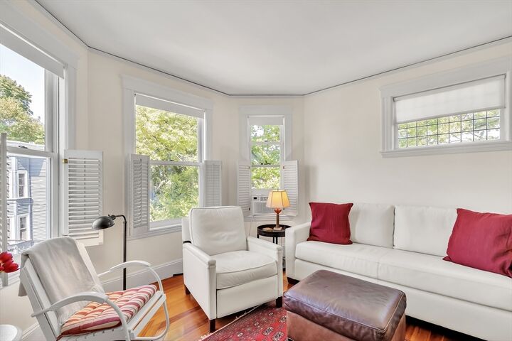 Property Photo: 54 Ellery St 3 MA 02138