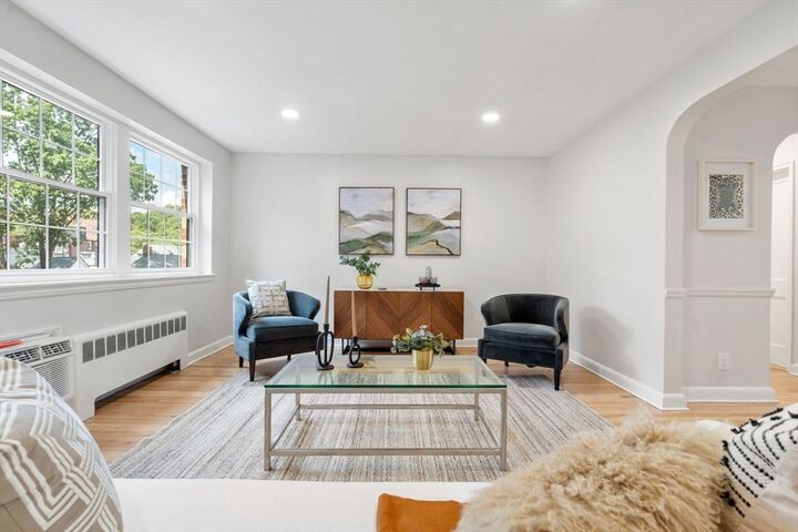 Property Photo:  648 Washington St 7  MA 02446 
