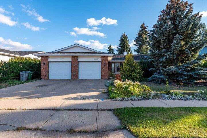 5211 26 Street  Lloydminster AB S9V 2L6 photo