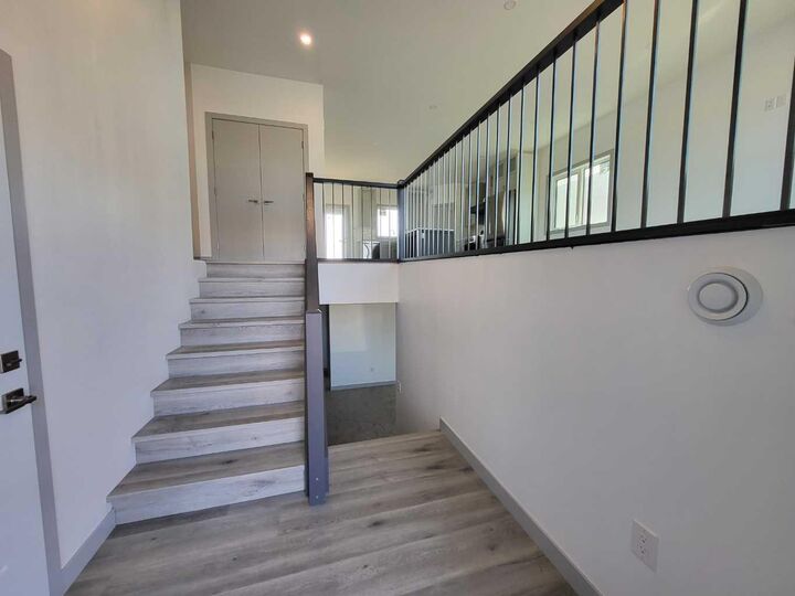 Property Photo:  323 9 Street N  AB T0K 1V0 