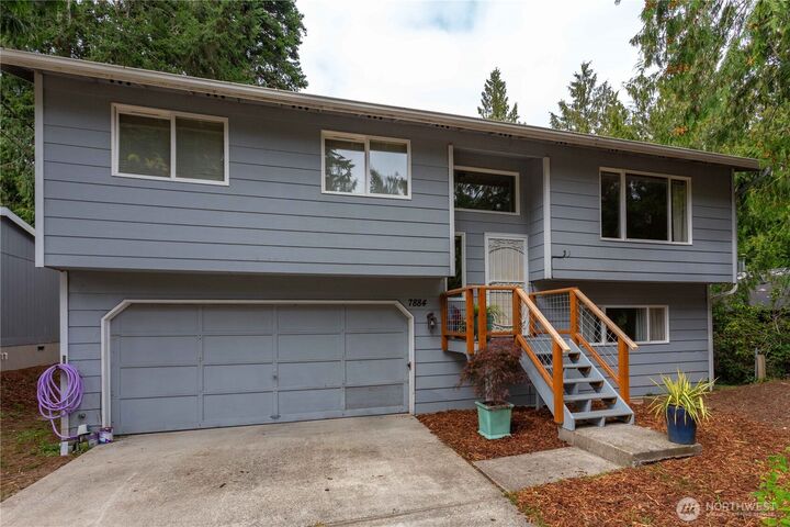 7884  Guemes Avenue  Clinton WA 98236 photo