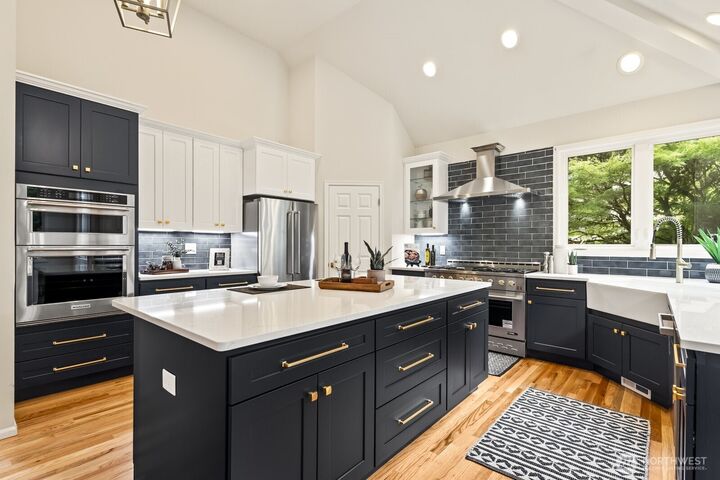 Property Photo: 12020 199th Court NE WA 98077