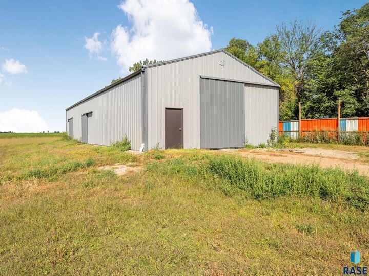 Property Photo:  27575 475th Ave  SD 57077 