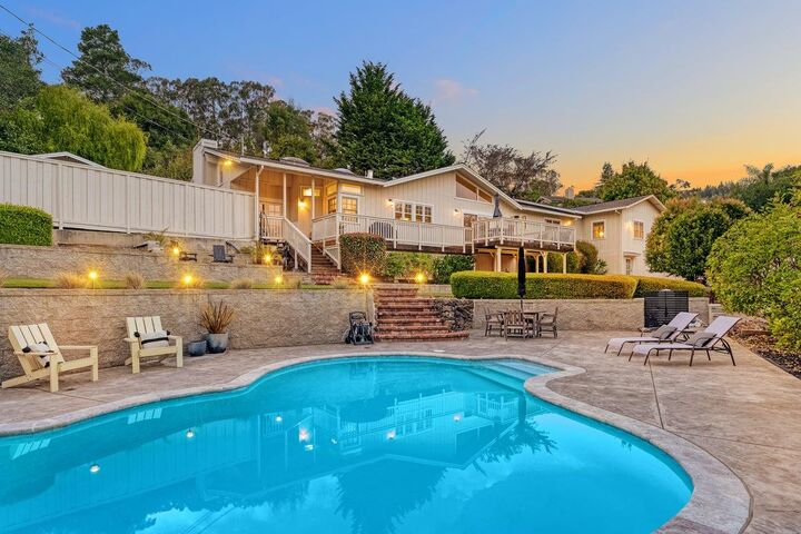 Property Photo:  455 Calle Del Sol  CA 95003