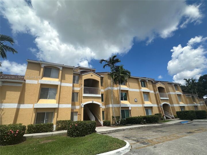 Property Photo:  2341 NW 33rd St 409  FL 33309 