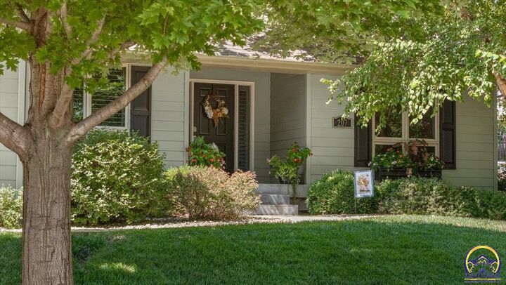 207 Ruth'S Ln  Wamego KS 66547 photo