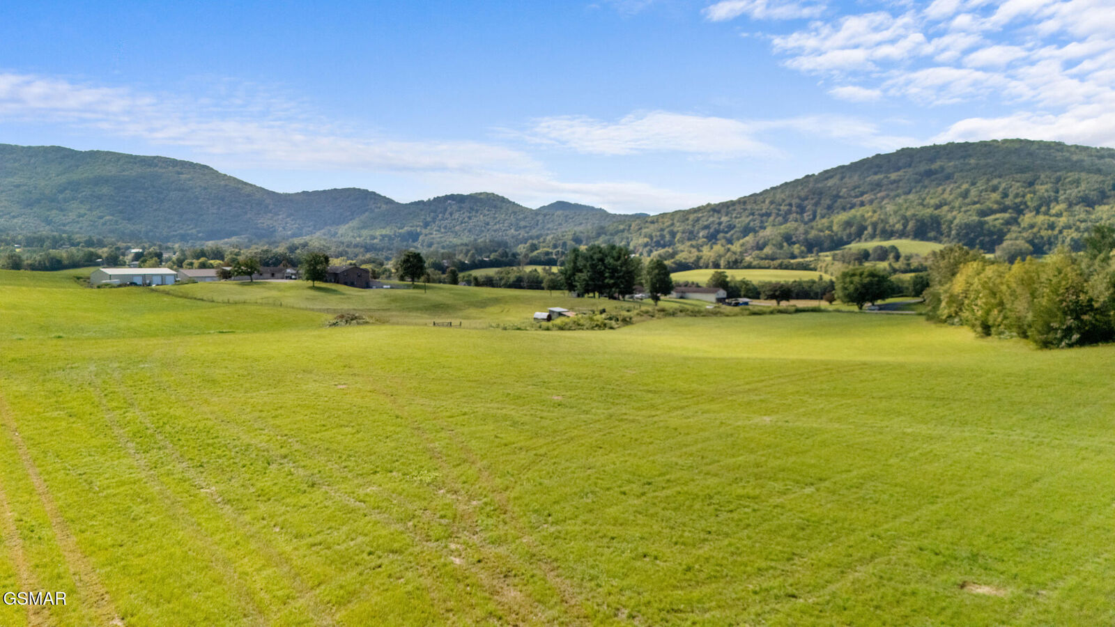 Property Photo: 1 Thomas Cross Rd TN 37876