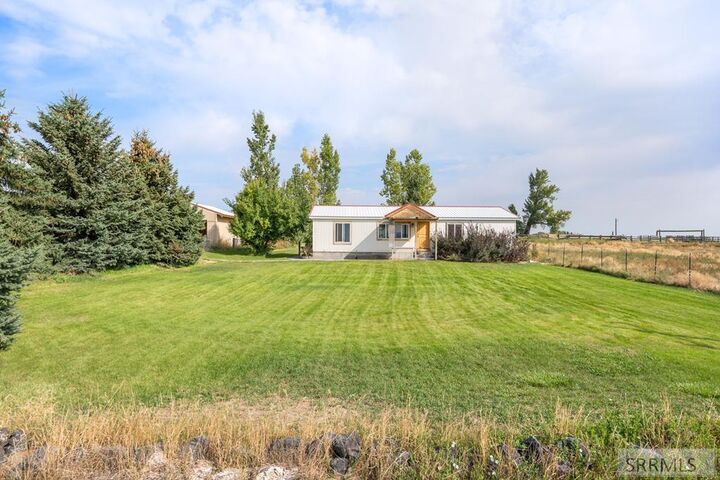 548 E 1000 N  Firth ID 83236 photo