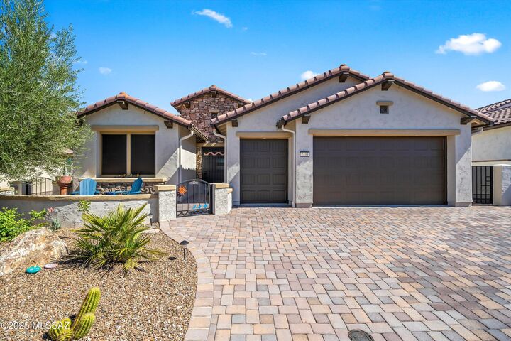 Property Photo:  2335 E Page Mill Drive  AZ 85614 