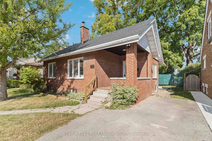 Property Photo:  122 Windsor Crescent  ON N6C 1V8 