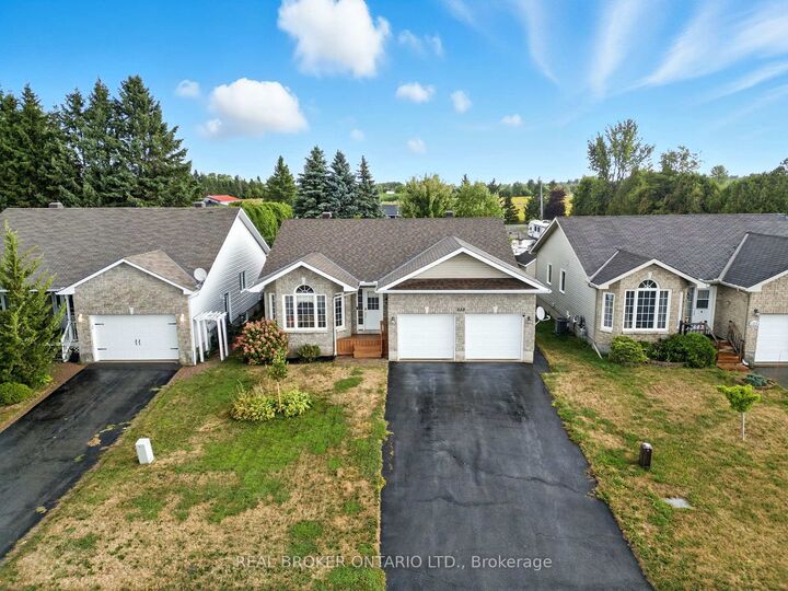 Property Photo:  133 Raina Way  ON K0G 1J0 