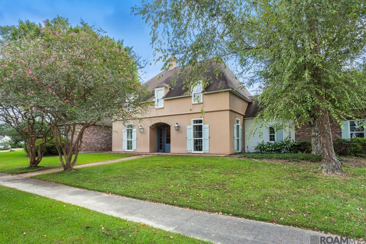Property Photo: 510 Hidden Lake Ct LA 70810