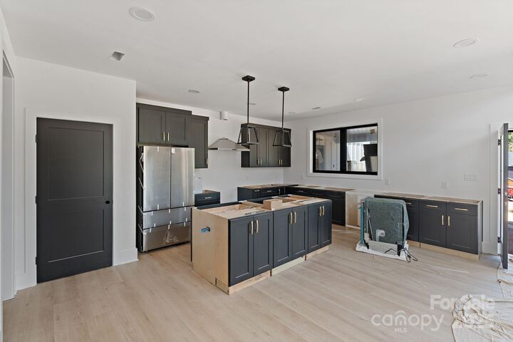 Property Photo: 118 Winners Circle NC 28117