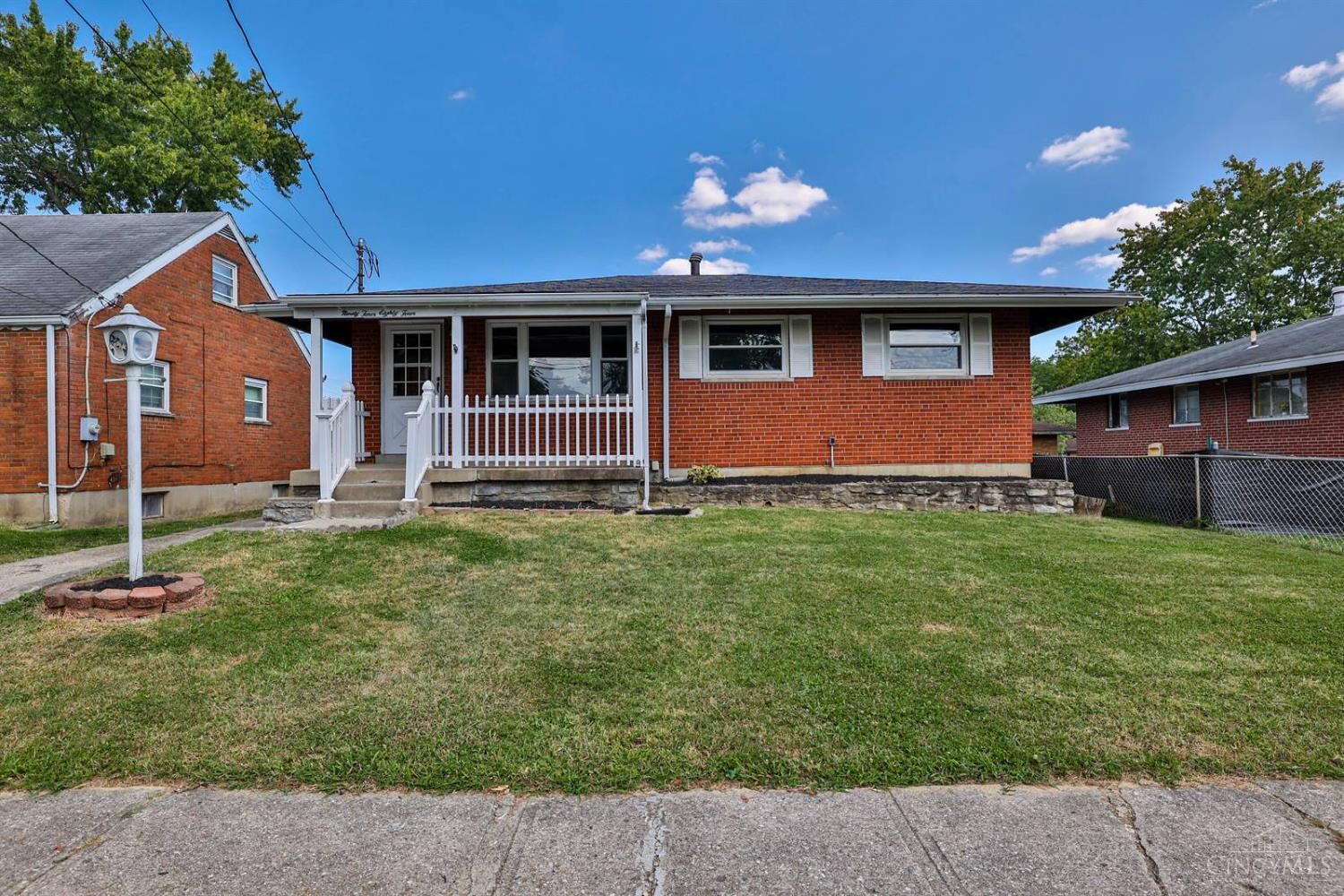 Property Photo: 9484 Ridgemoor Avenue OH 45231