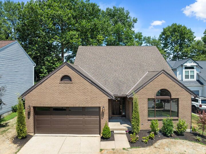 8240 Woodglen Drive  Anderson Twp OH 45255 photo