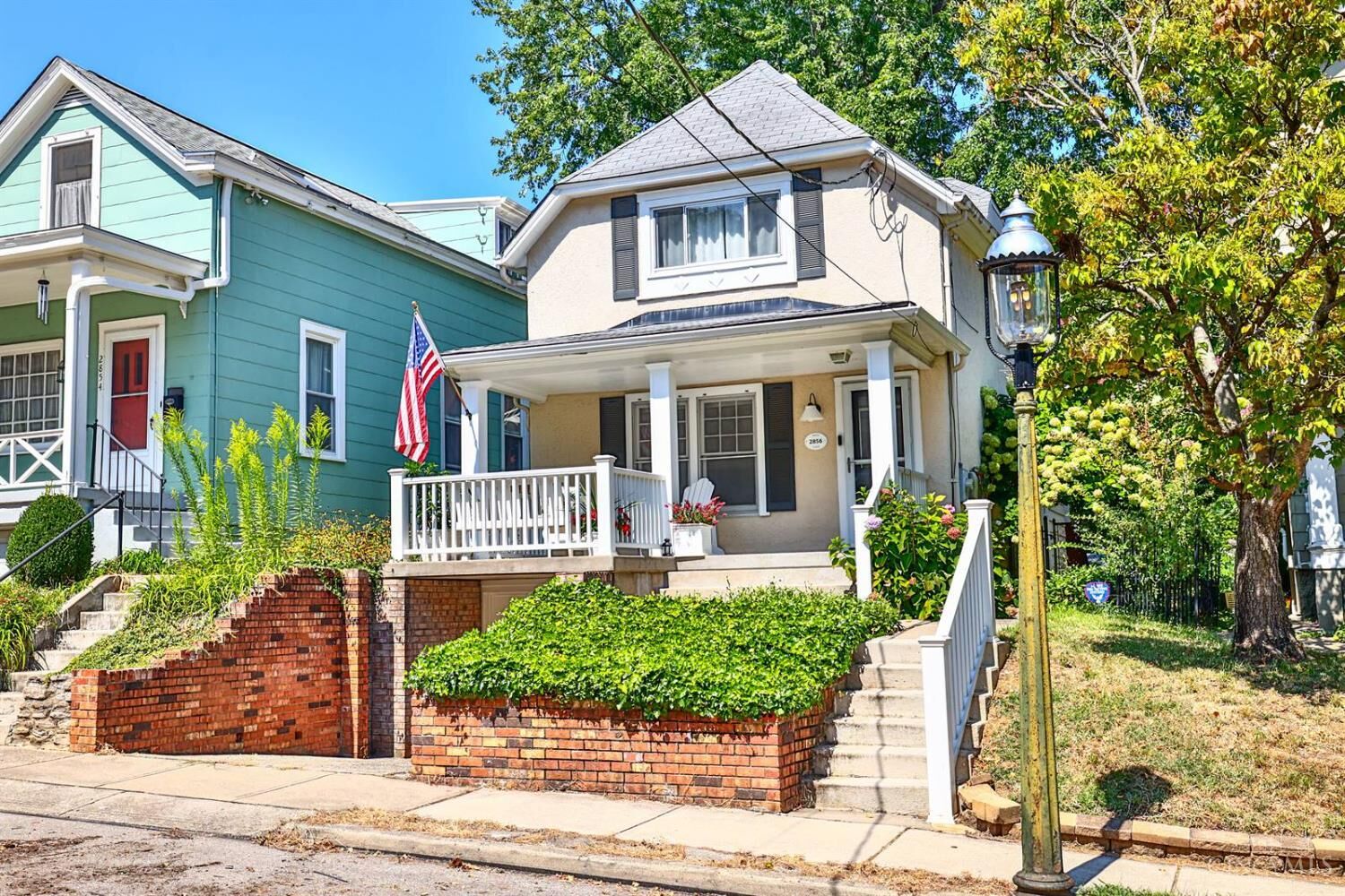 Property Photo:  2856 Minto Avenue  OH 45208 