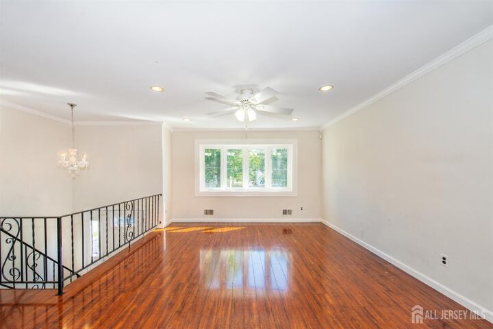 Property Photo:  206 Woolworth Avenue  NJ 07080 