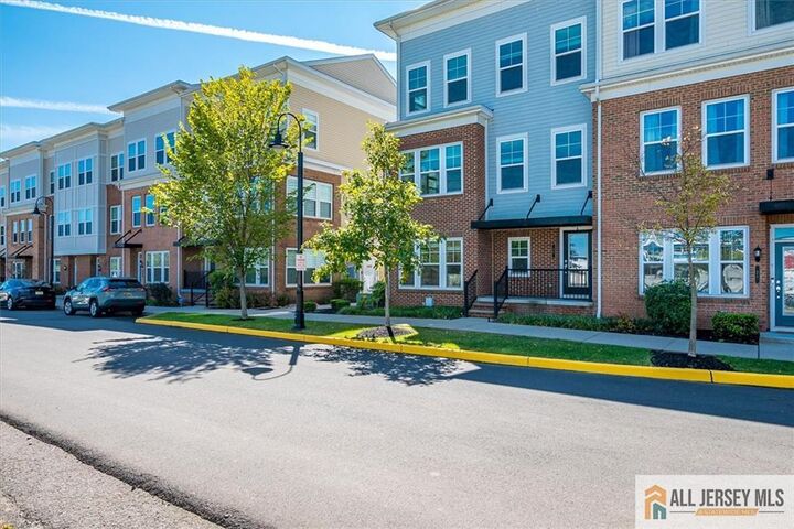 Property Photo:  25 Green Street  NJ 08902 