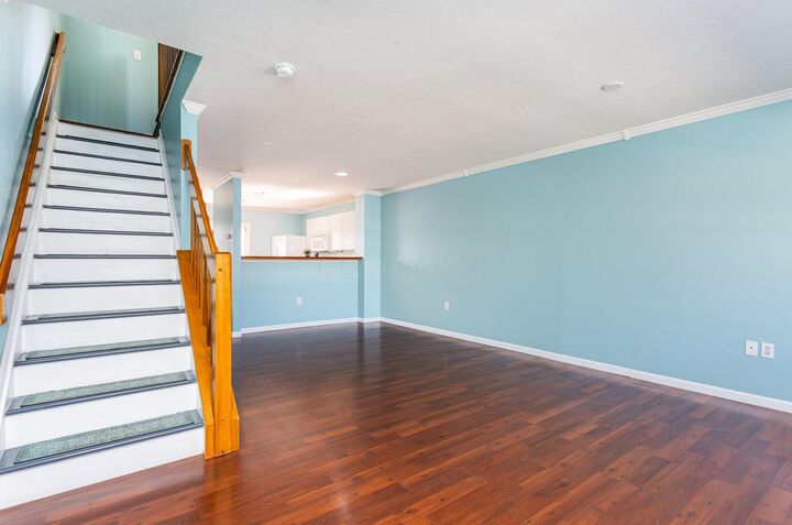 Property Photo:  6389 Nottinghill Trail Drive  OH 43110 