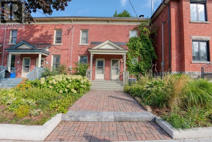 Property Photo:  129 Elm Street  ON K1R 6N4 