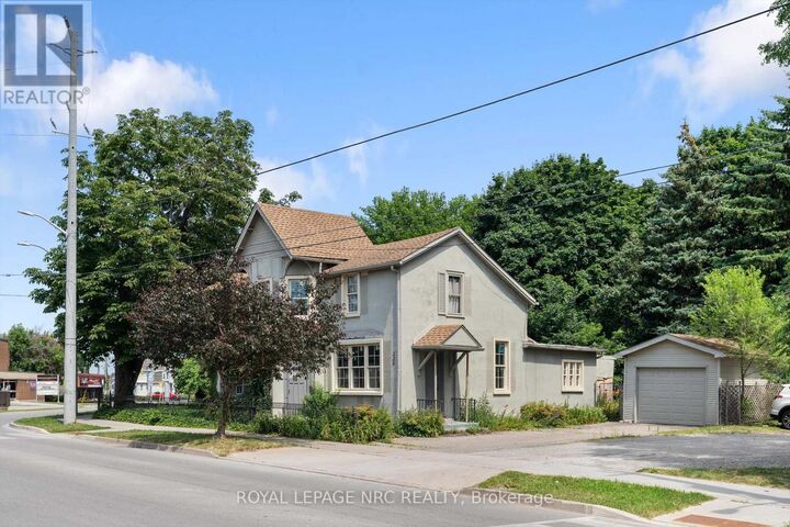 Photo de la propriété: 228 King Street ON L2R 3J9
