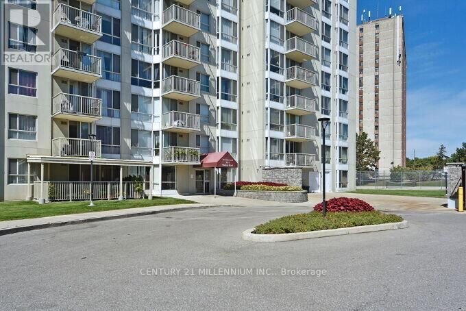 Property Photo:  3077 Weston Road 304  ON M9M 3A1 