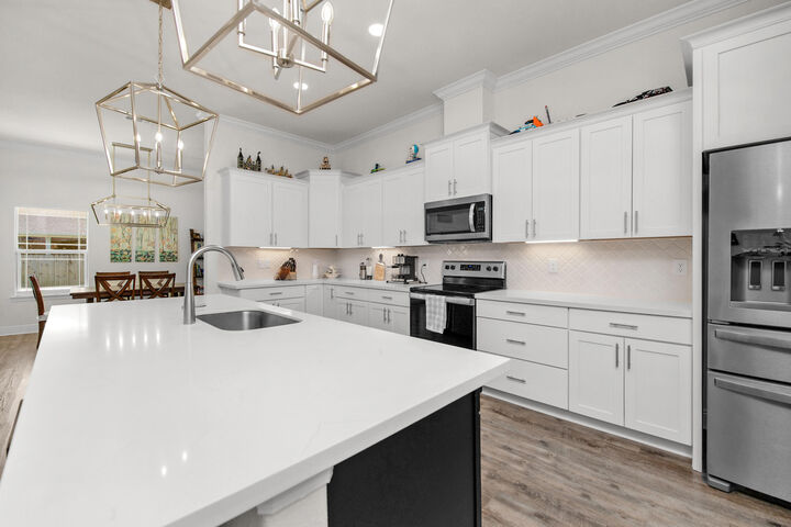 Property Photo: 1484 Penn State Court FL 32563