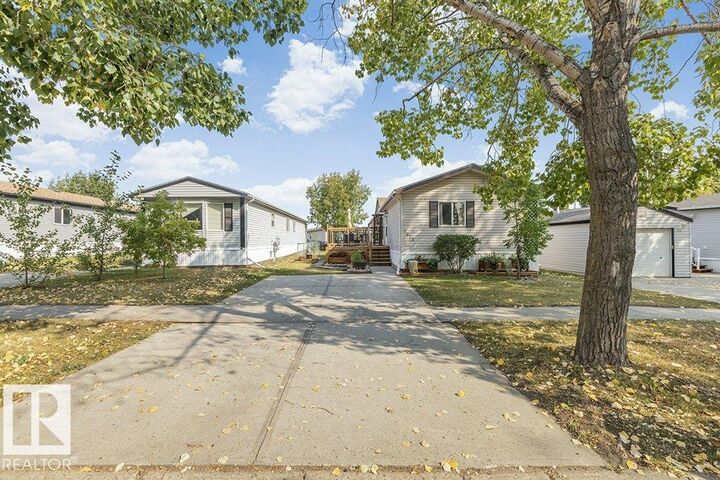 Property Photo:  1622 66 Avenue NW  AB T6P 0A5 