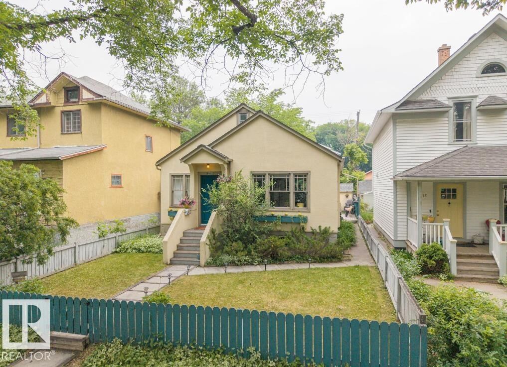 Property Photo:  11719 96 Street NW  AB T5G 1V1 