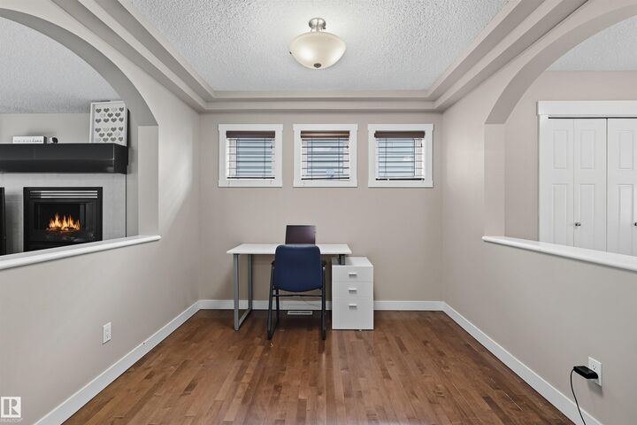Property Photo:  2608 Anderson Crescent SW  AB T6W 0K9 