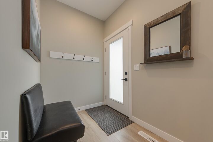 Property Photo:  17335 7 Street NE  AB T5Y 4E7 
