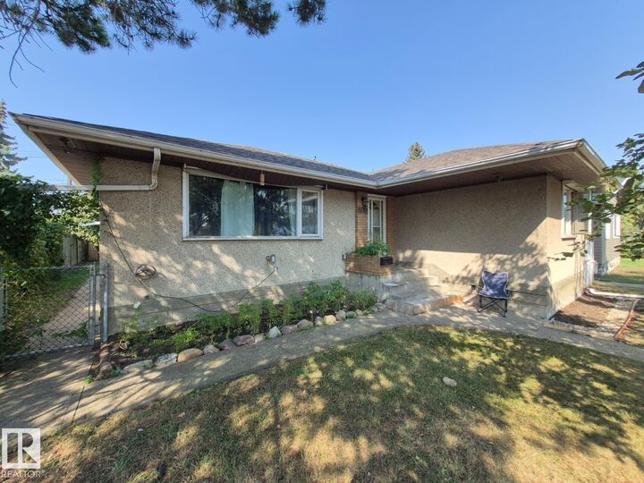 Property Photo:  7920 Argyll Road NW  AB T6C 4B1 