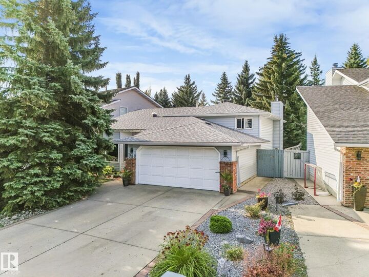 720 Hendra Crescent NW  Edmonton AB T6R 1S6 photo
