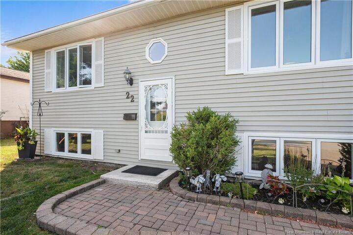 22 Cosburn Drive  Riverview NB E1B 1A3 photo