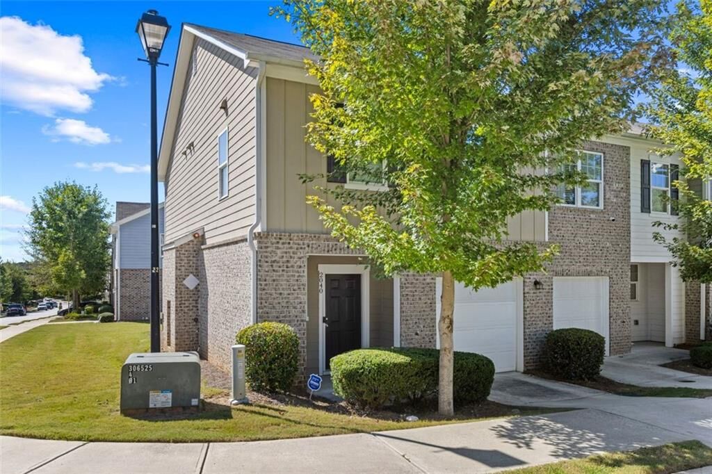 Property Photo:  2040 Wildflower Way  GA 30012 