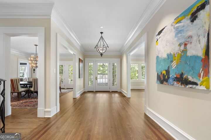 Property Photo:  81 Peachtree Circle  GA 30309 