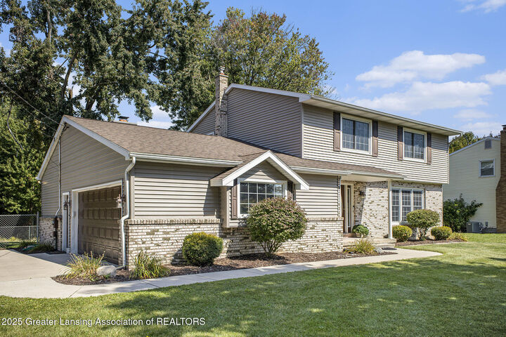 Property Photo:  6626 Halloway Lane  MI 48917 