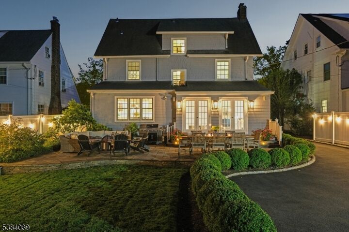 Property Photo:  17 Parkway  NJ 07042 